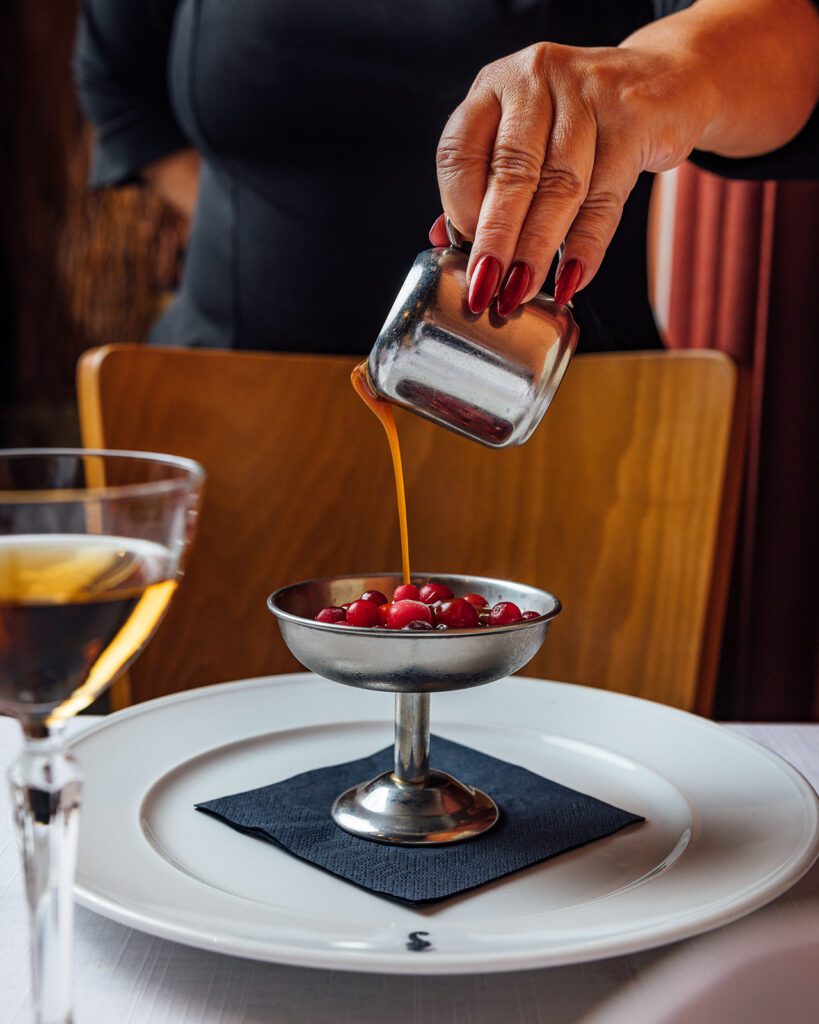 Sea Horsen Jääkarpalot ja kuuma kinuskikastike